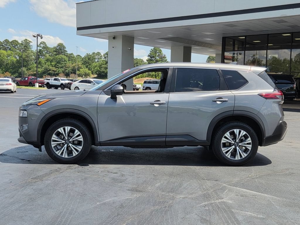 Used 2023 Nissan Rogue SV