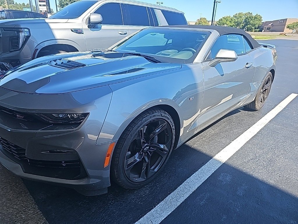 2024 Chevrolet Camaro 2SS photo 2