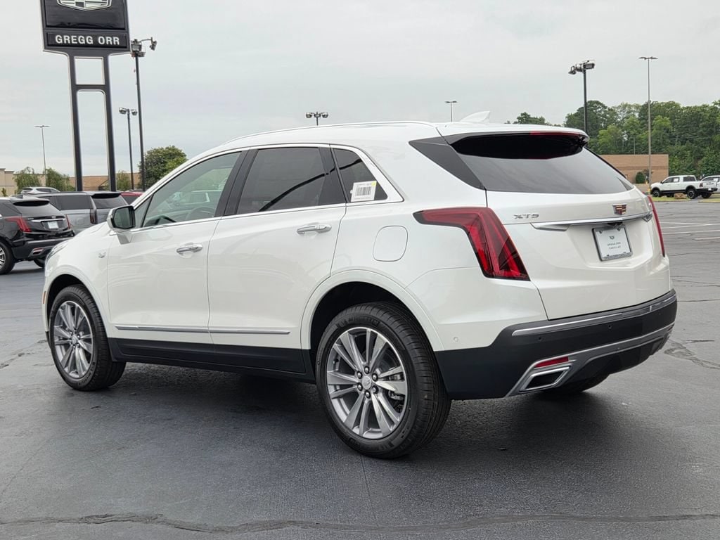 New 2026 CADILLAC XT5 Premium Luxury SUV