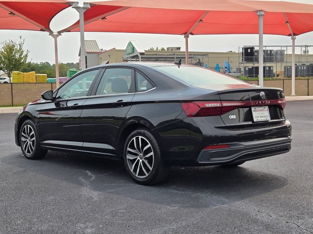 Used 2025 Volkswagen Jetta SE