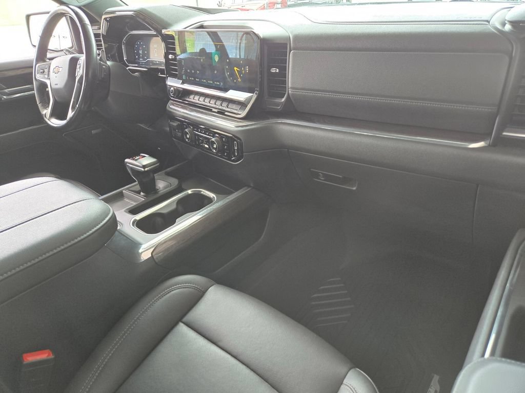 2023 Chevrolet Silverado 1500 LTZ - Photo 18
