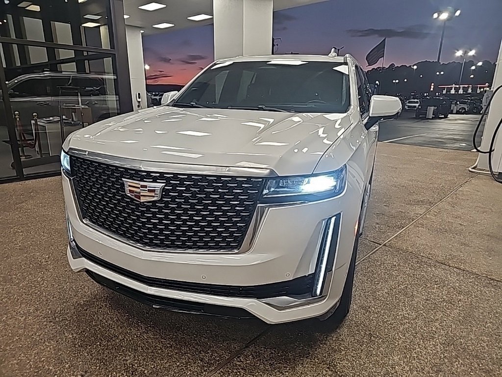 2022 Cadillac Escalade Premium Luxury's photo