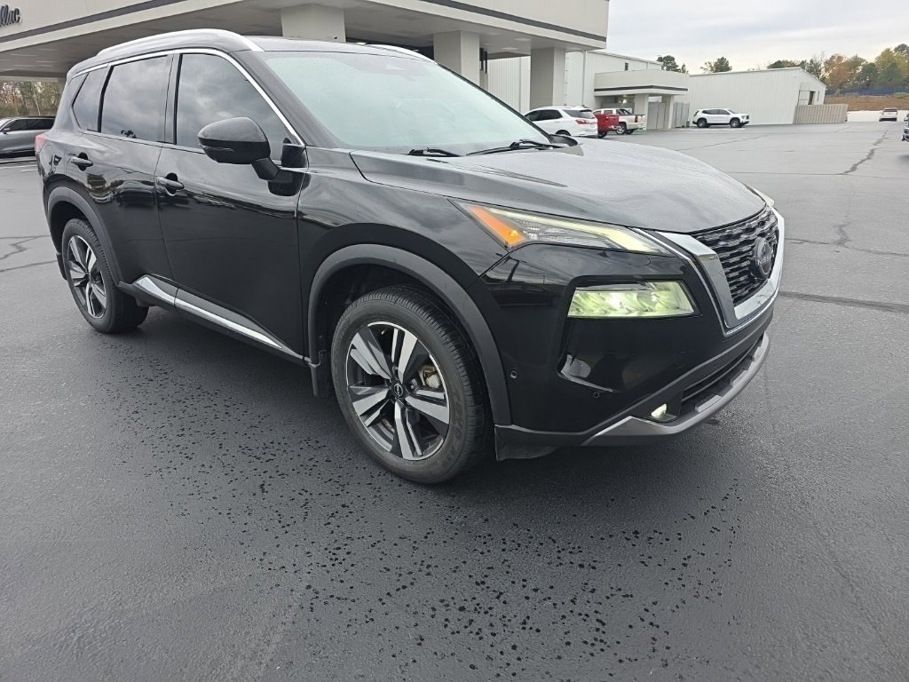 2022 Nissan Rogue SL photo 2