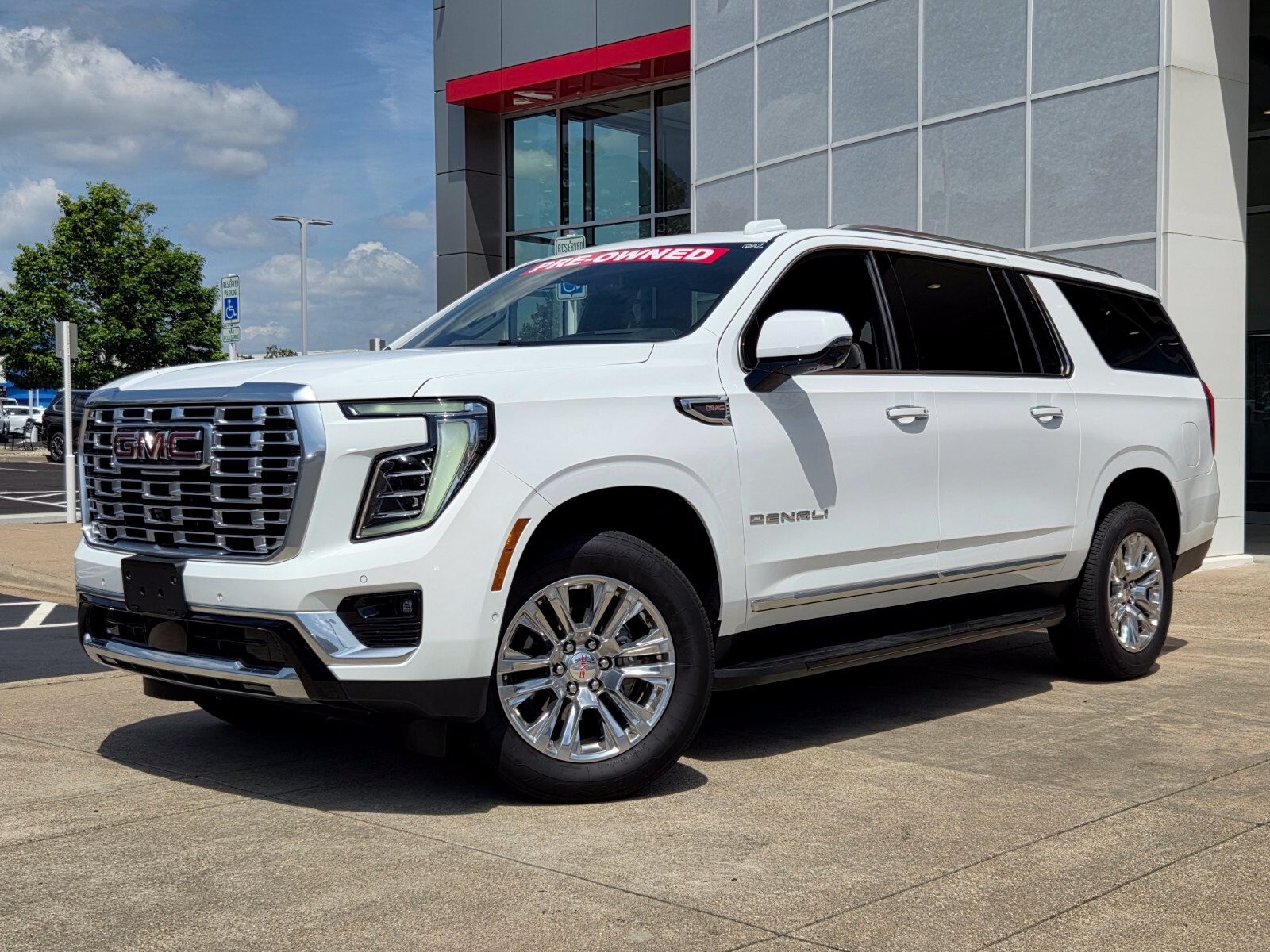 2025 GMC Yukon XL Denali SUV