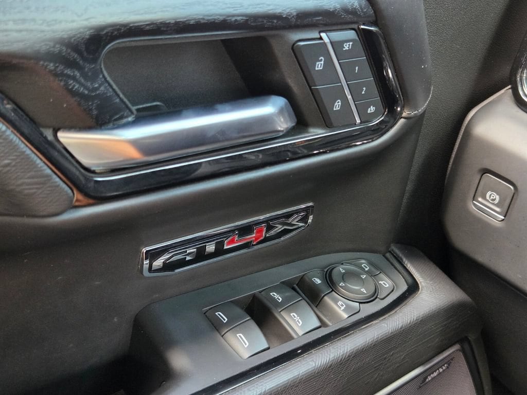 2023 GMC Sierra 1500 AT4X - Photo 34