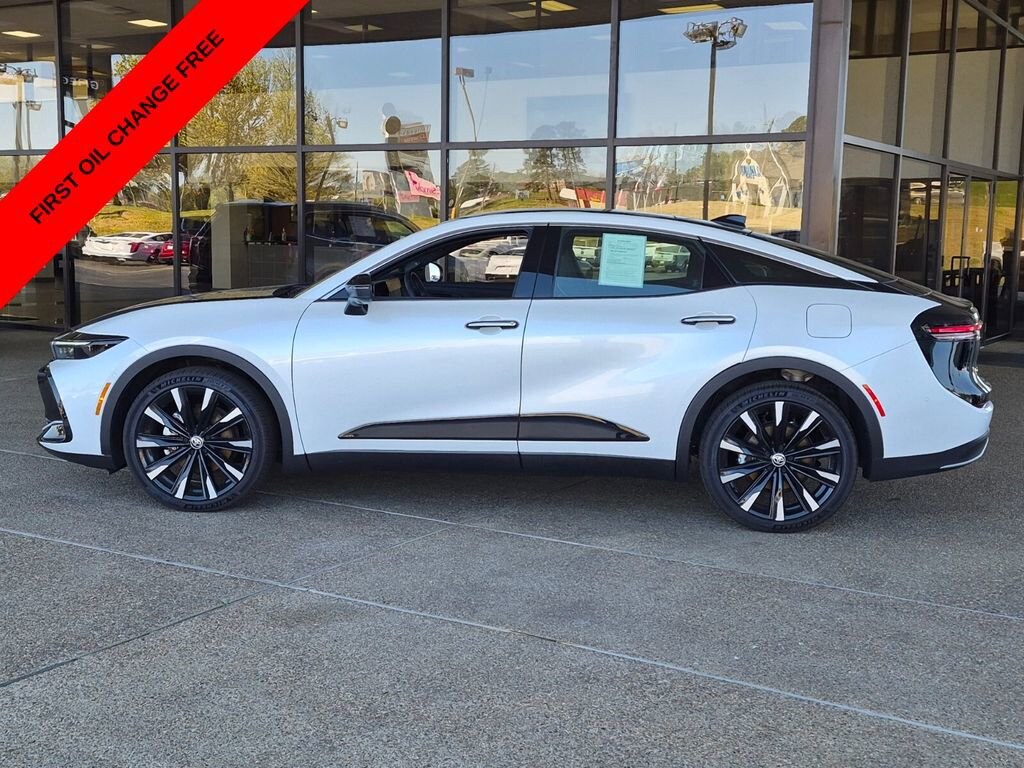 Used 2025 Toyota Crown Platinum