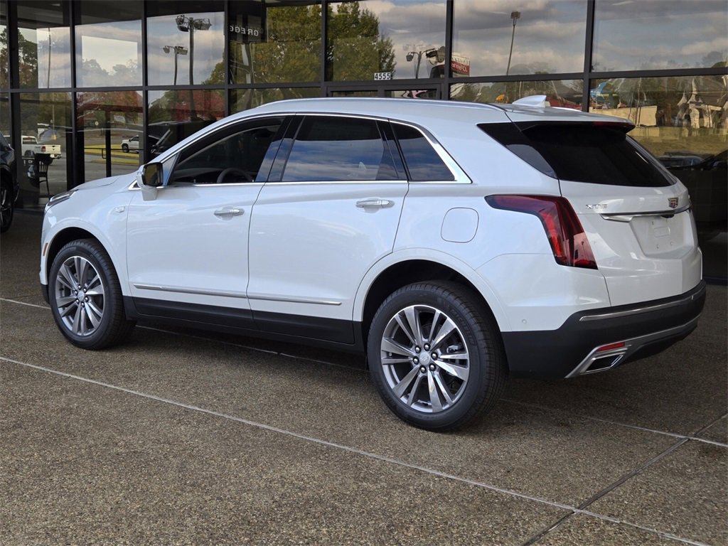 2025 Cadillac XT5 Premium Luxury photo 4