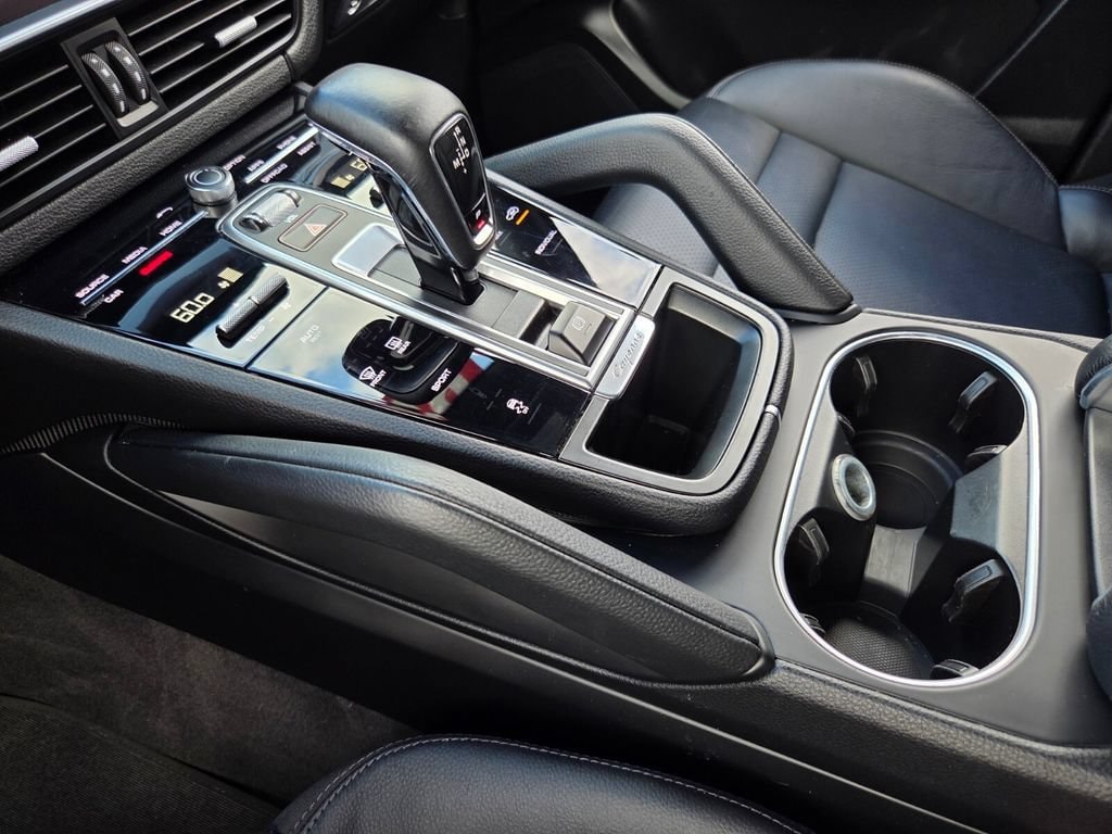 2022 Porsche Cayenne Base - Photo 29