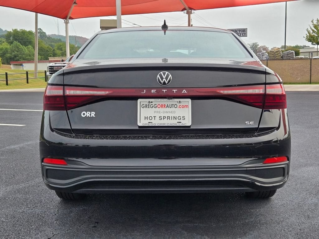 Used 2025 Volkswagen Jetta SE