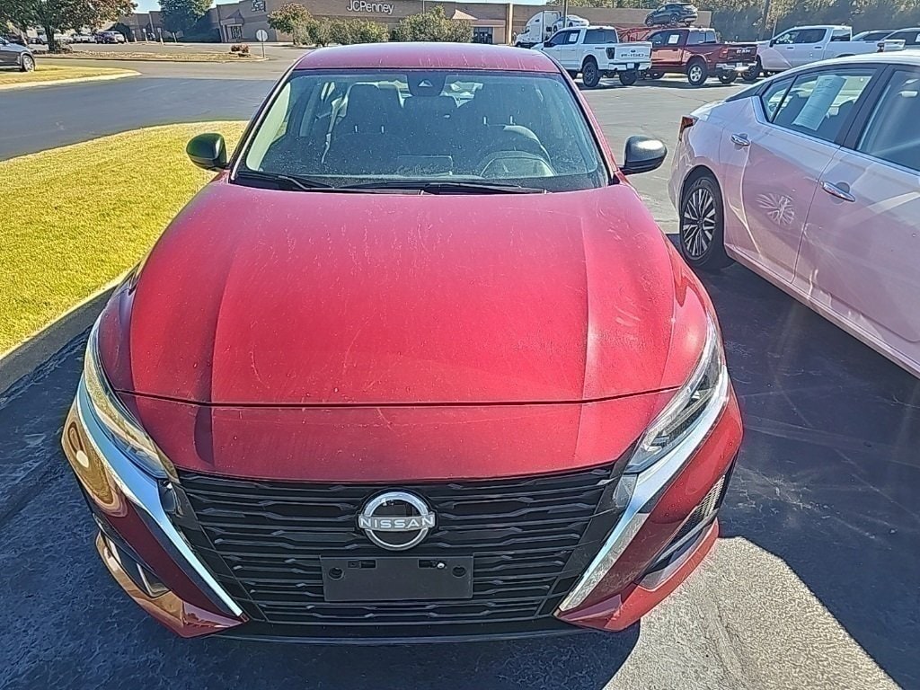Used 2025 Nissan Altima SV