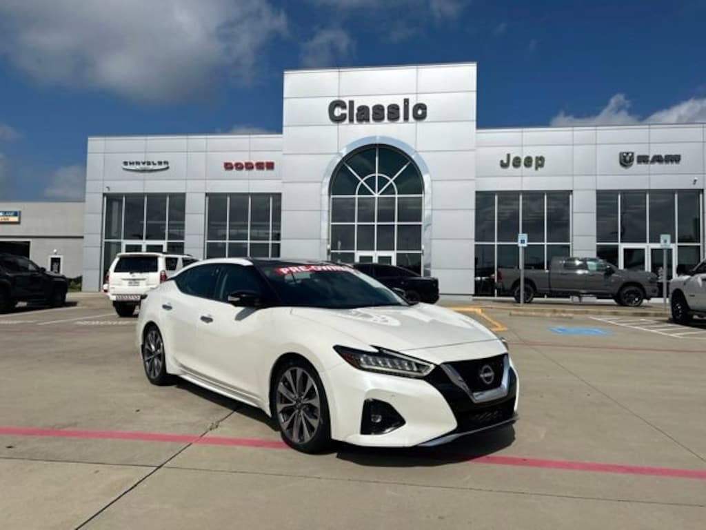 Used 2023 Nissan Maxima Platinum