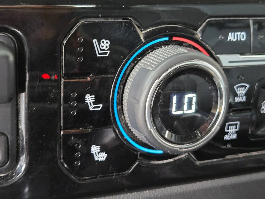 2023 Chevrolet Silverado 1500 LTZ - Photo 27