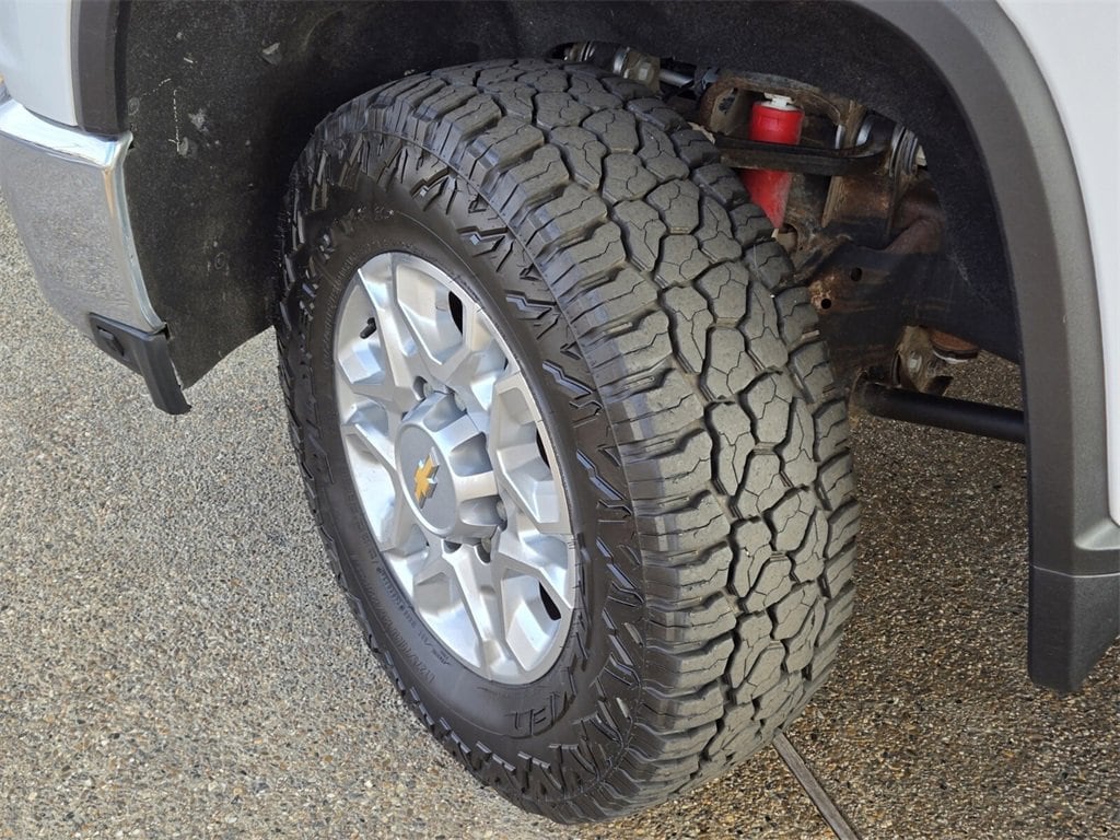 Used 2023 Chevrolet Silverado 2500HD LT with VIN 1GC1YNEY1PF246815 for sale in Little Rock