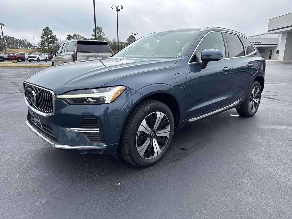 Used 2023 Volvo XC60 Recharge Plug-In Hyb Plus Bright Theme