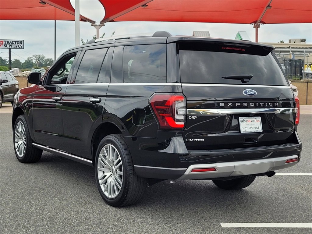 2024 Ford Expedition Limited photo 3