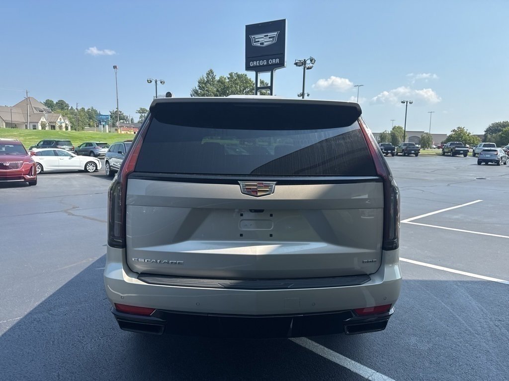 2024 Cadillac Escalade Sport Platinum photo 4