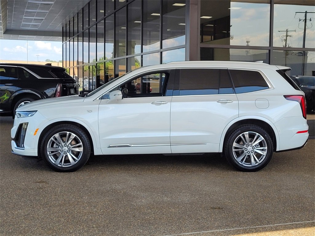 2024 Cadillac XT6 Premium Luxury photo 3
