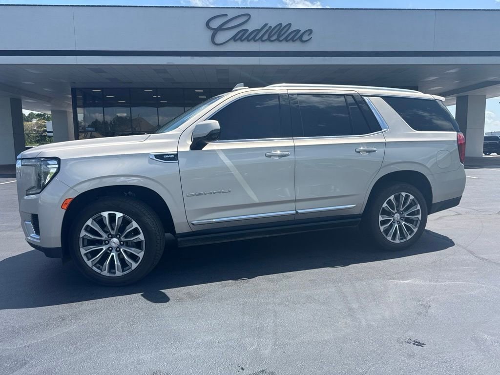 2021 GMC Yukon 4WD Denali's photo