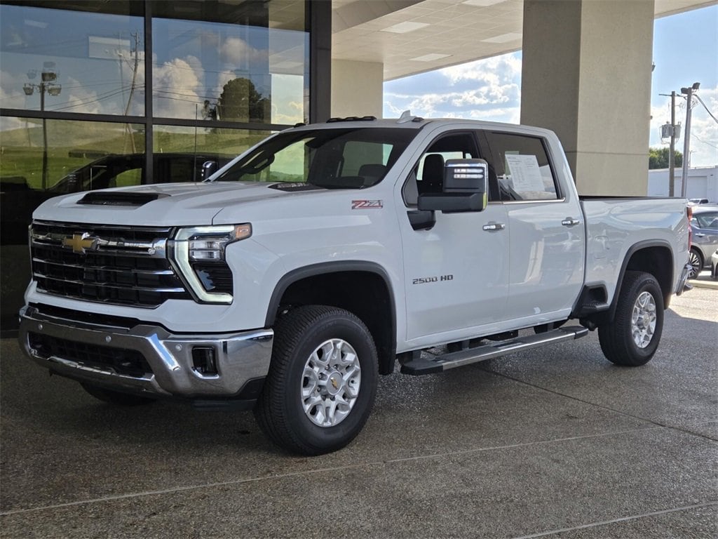 2024 Chevrolet Silverado 2500HD LTZ's photo