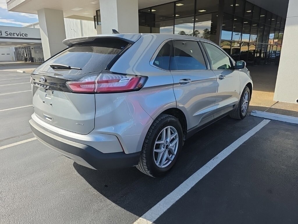 Used 2024 Ford Edge SEL