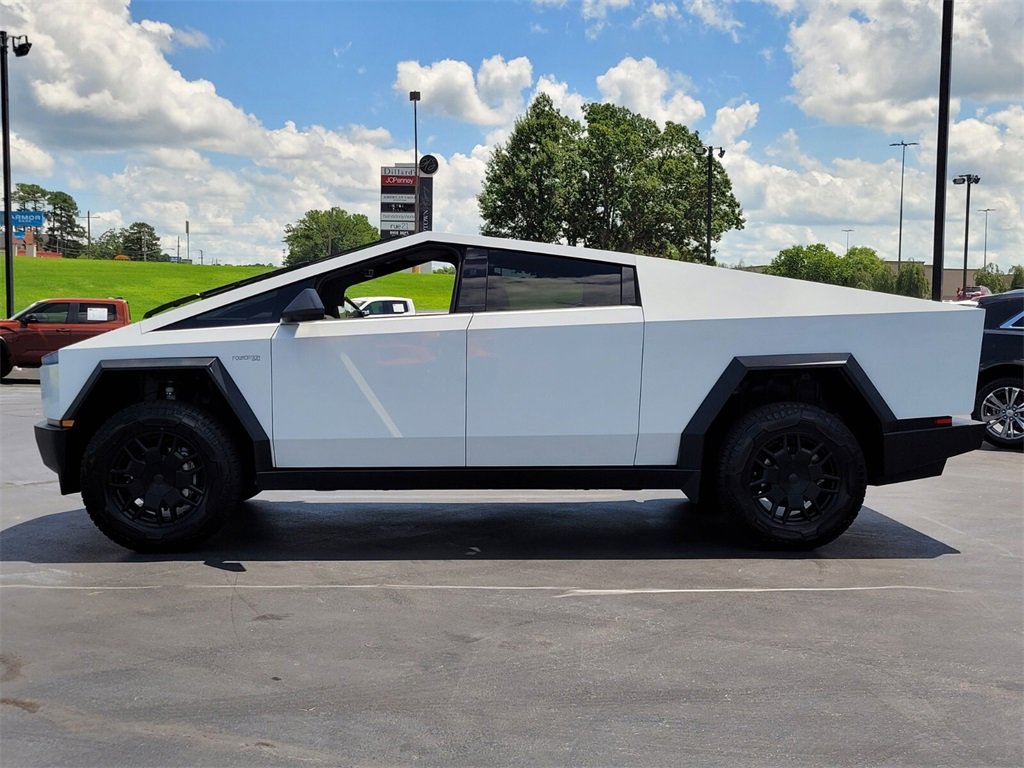 Used 2024 Tesla Cybertruck Cyberbeast with VIN 7G2CEHEE8RA014531 for sale in Little Rock