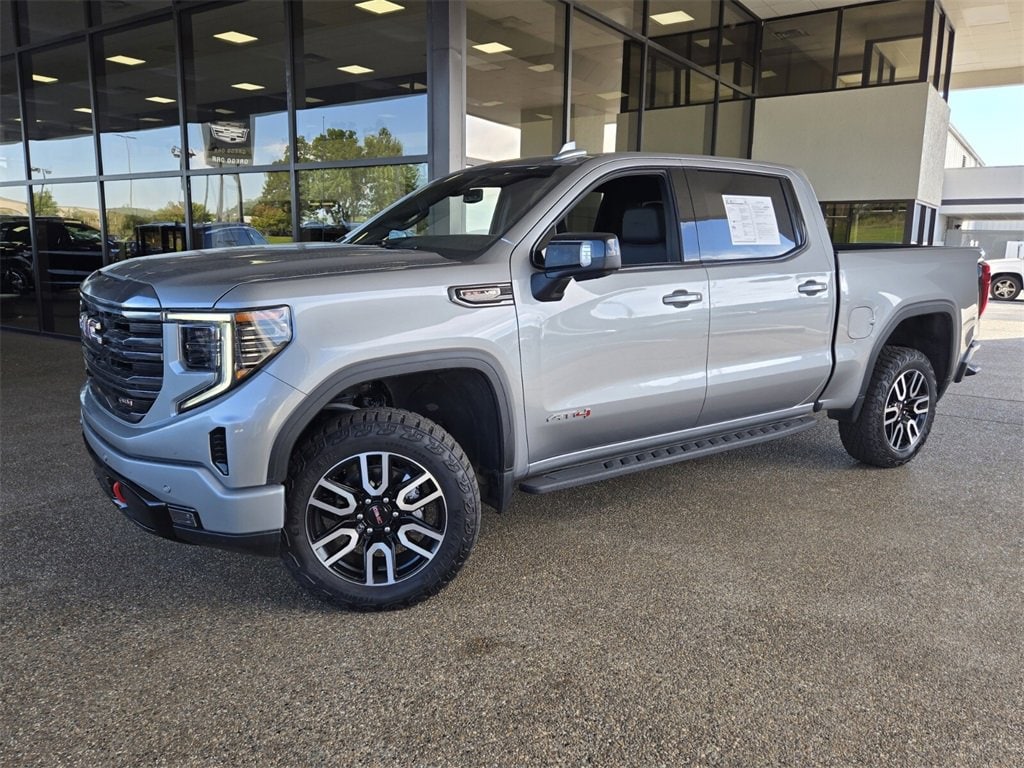 2024 GMC Sierra 1500 AT4's photo
