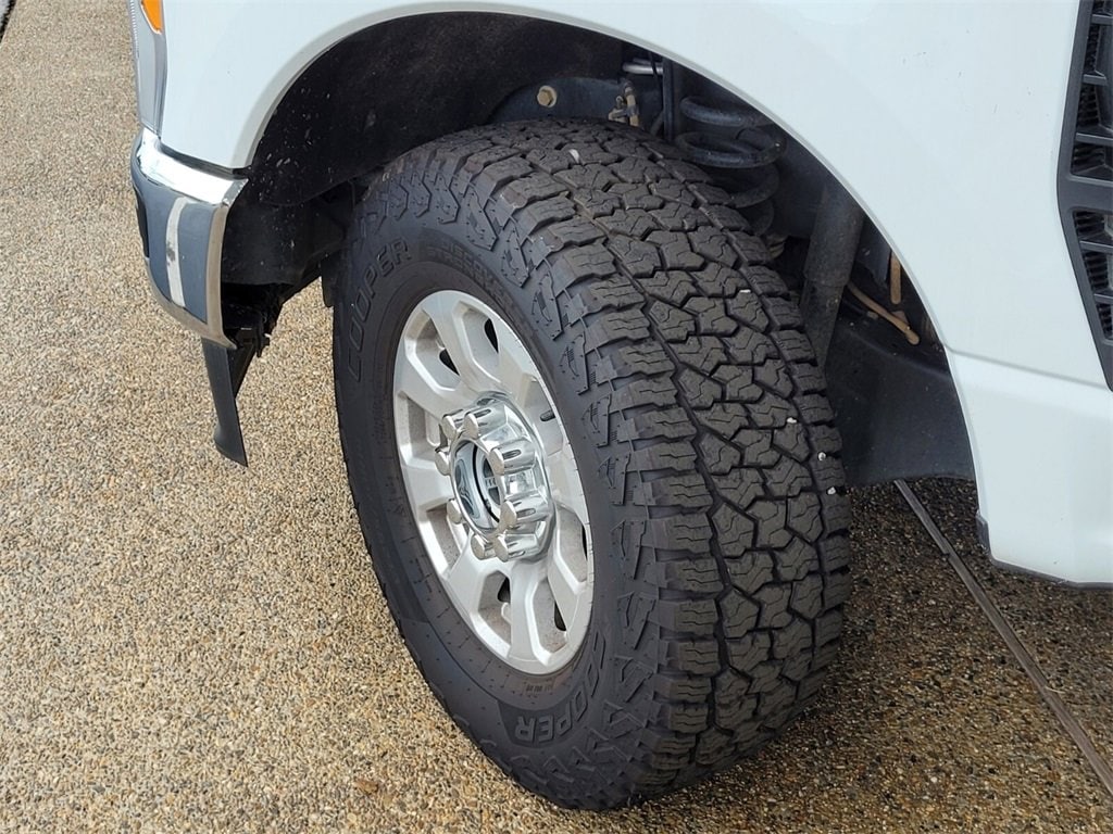 Used 2023 Ford F-250 Super Duty XLT with VIN 1FT7W2BT9PEE18022 for sale in Little Rock