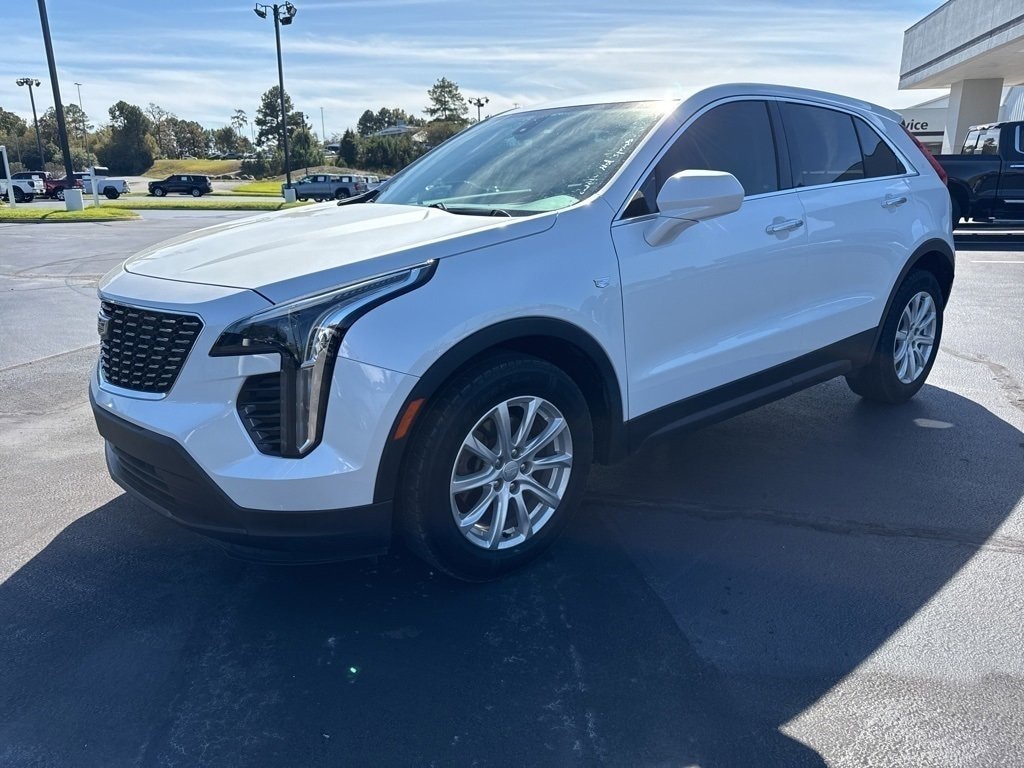 Used 2019 CADILLAC XT4 FWD Luxury SUV