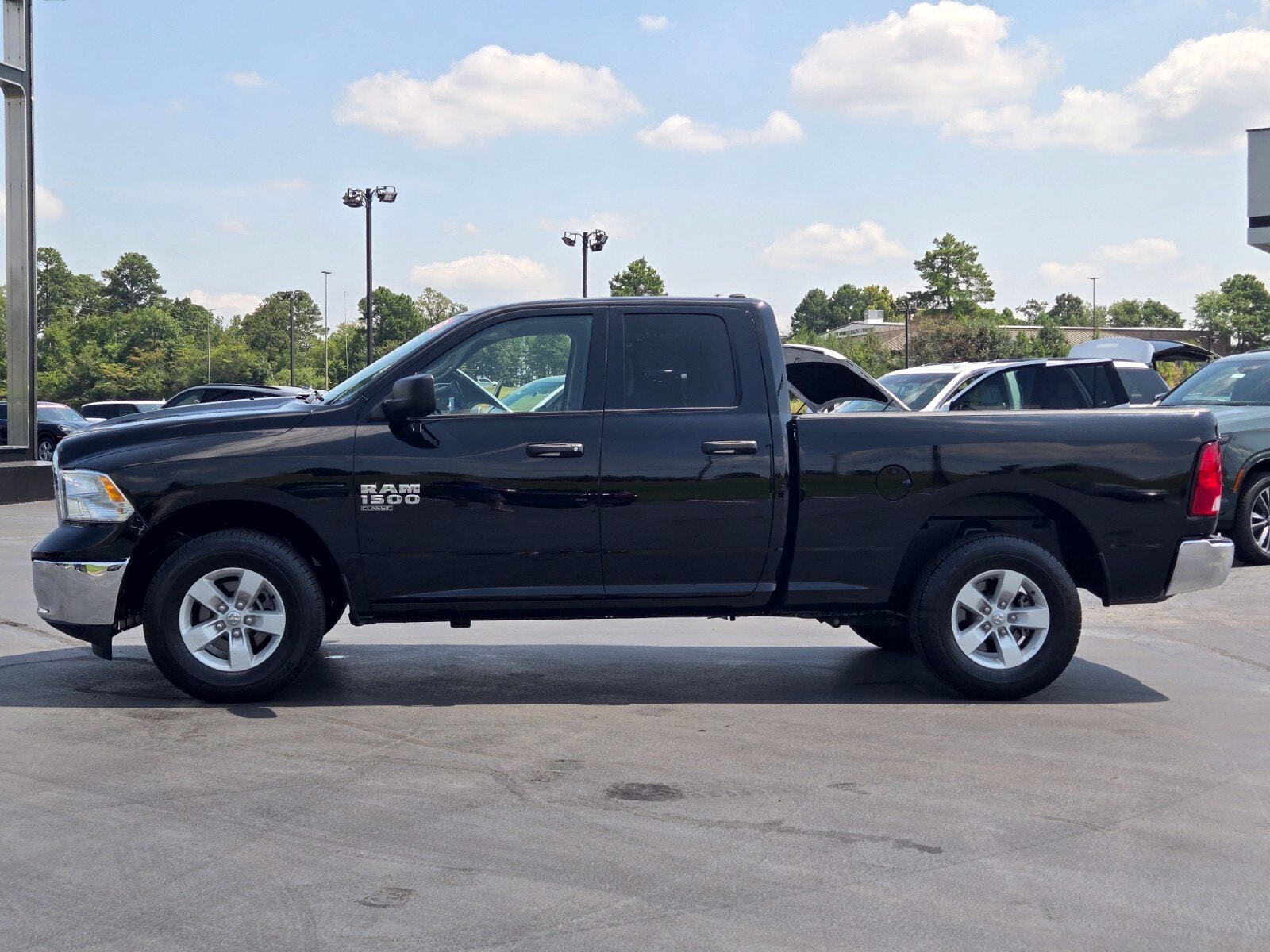Used 2024 RAM Ram 1500 Classic SLT with VIN 1C6RR7GG3RS125057 for sale in Little Rock