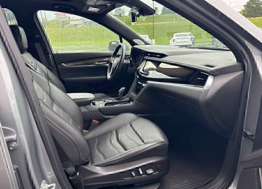 Certified 2025 CADILLAC XT6 Premium Luxury SUV