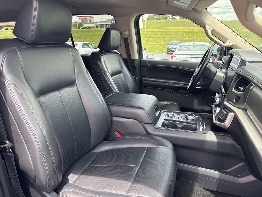 Used 2024 Ford Expedition Max XLT