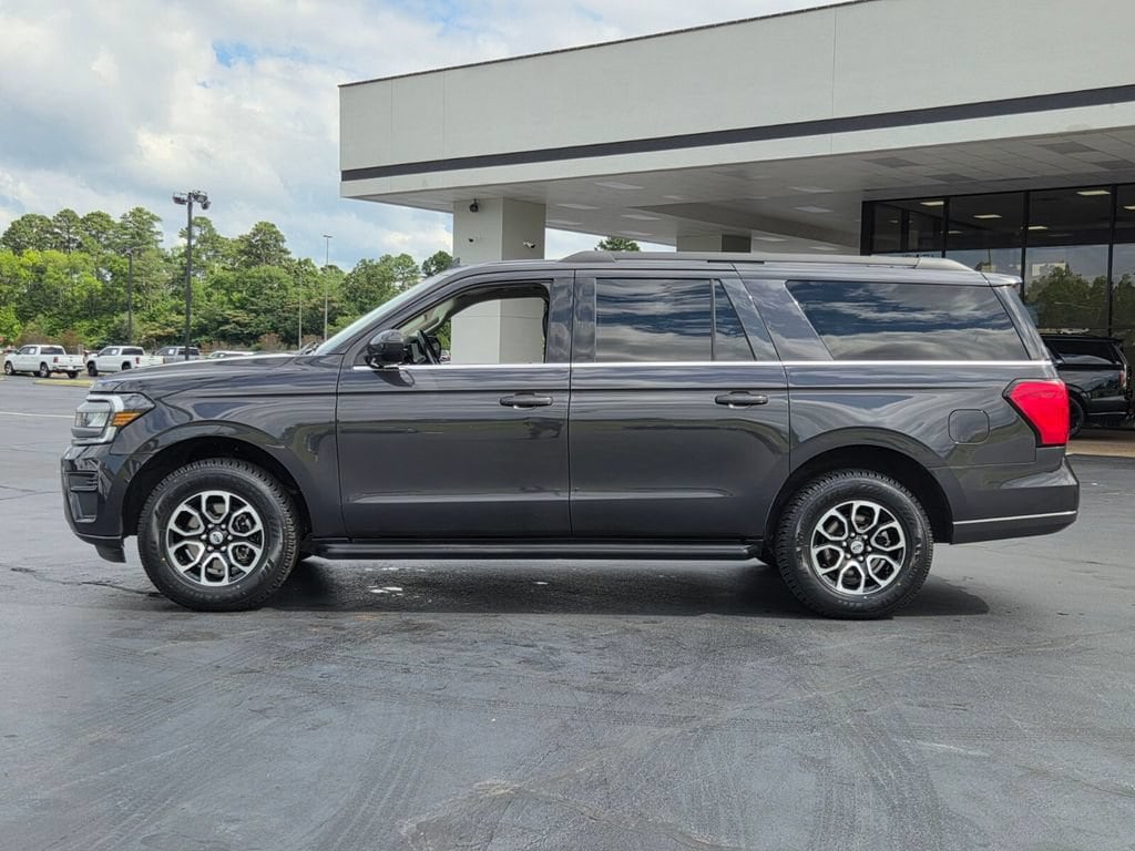 Used 2024 Ford Expedition Max XLT