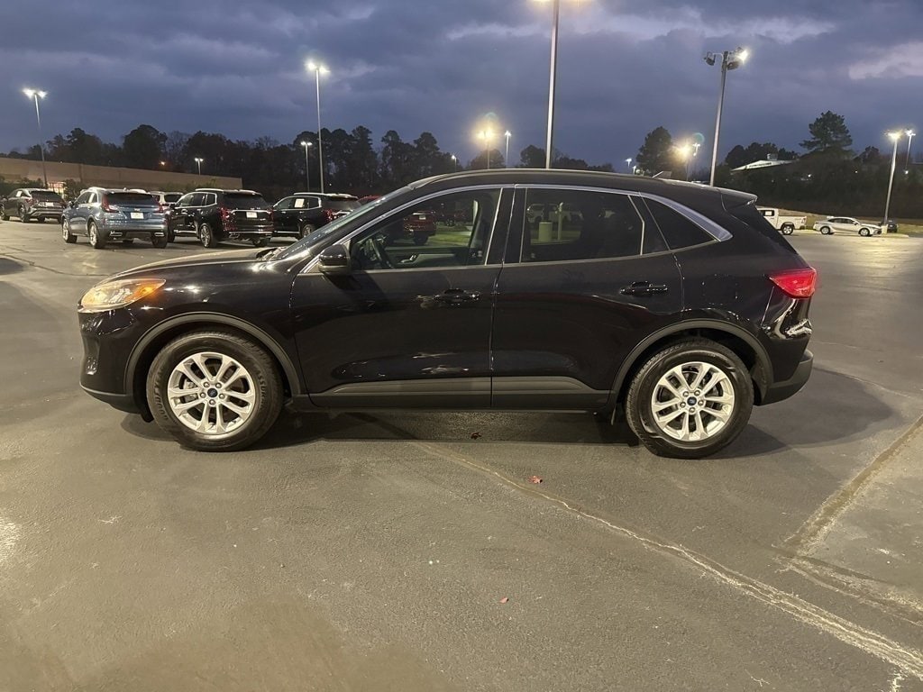 Used 2021 Ford Escape SE with VIN 1FMCU0G6XMUA97813 for sale in Hot Springs, AR