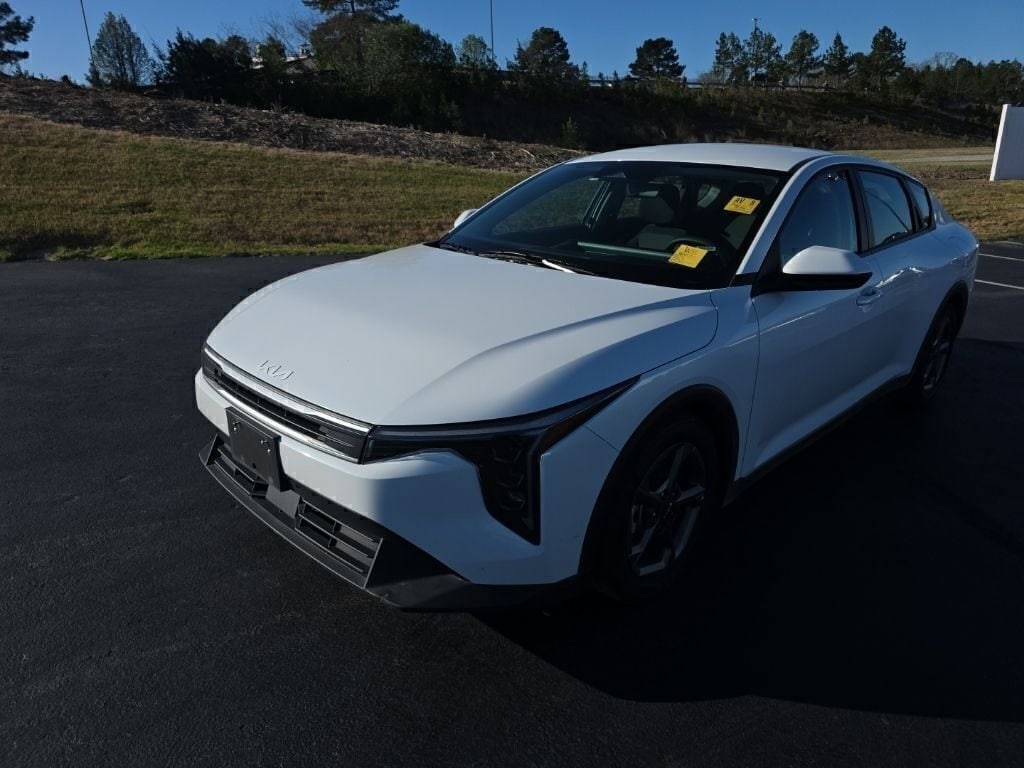 Used 2025 Kia K4 LXS