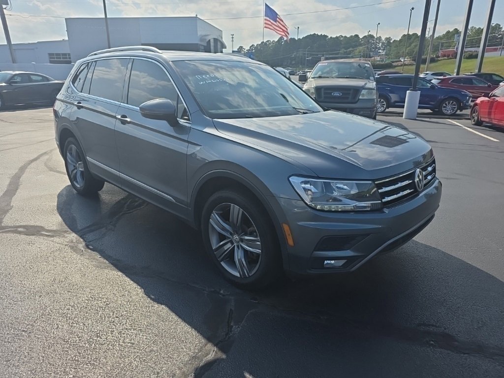 2020 Volkswagen Tiguan SE photo 2