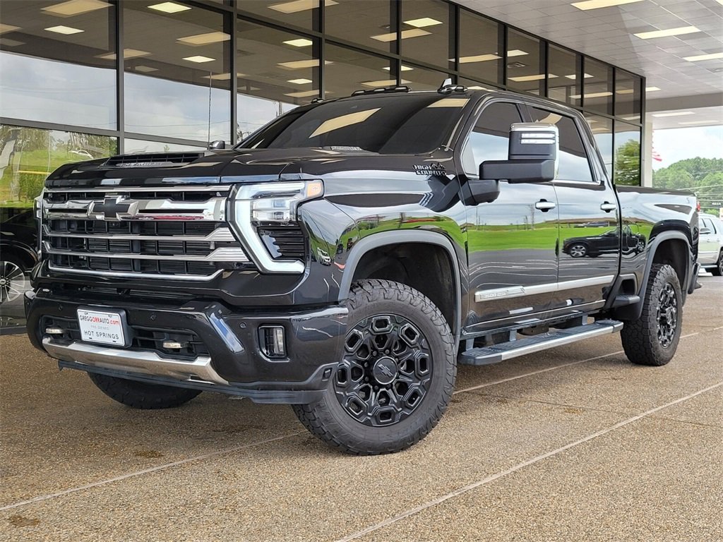 Used 2024 Chevrolet Silverado 3500HD High Country with VIN 2GC4YVEY4R1120424 for sale in Little Rock