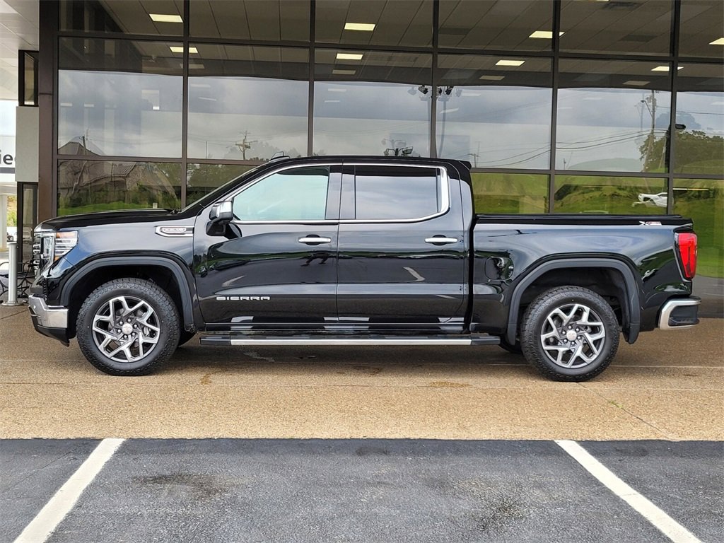 Used 2024 GMC Sierra 1500 SLT with VIN 3GTUUDED4RG190919 for sale in Little Rock