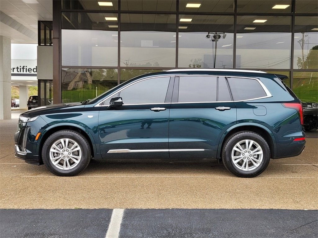 New 2025 CADILLAC XT6 Luxury SUV