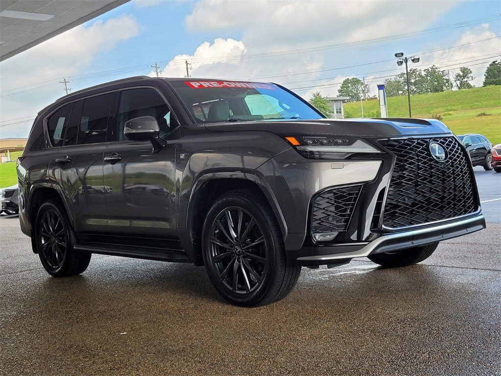 2023 Lexus LX Base 600 F SPORT photo 3