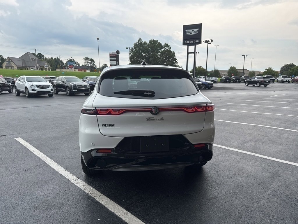 2024 Alfa Romeo Tonale Ti photo 3