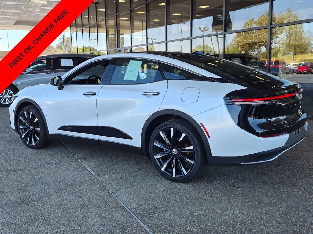 Used 2025 Toyota Crown Platinum