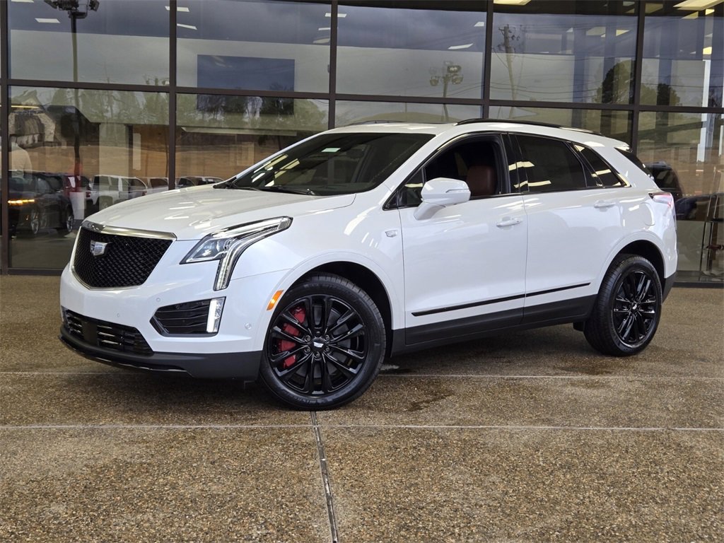2026 Cadillac XT5 Sport's photo