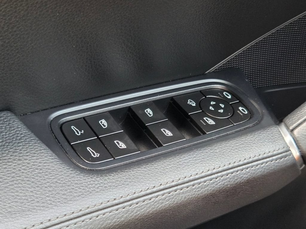 2022 Porsche Cayenne Base - Photo 35