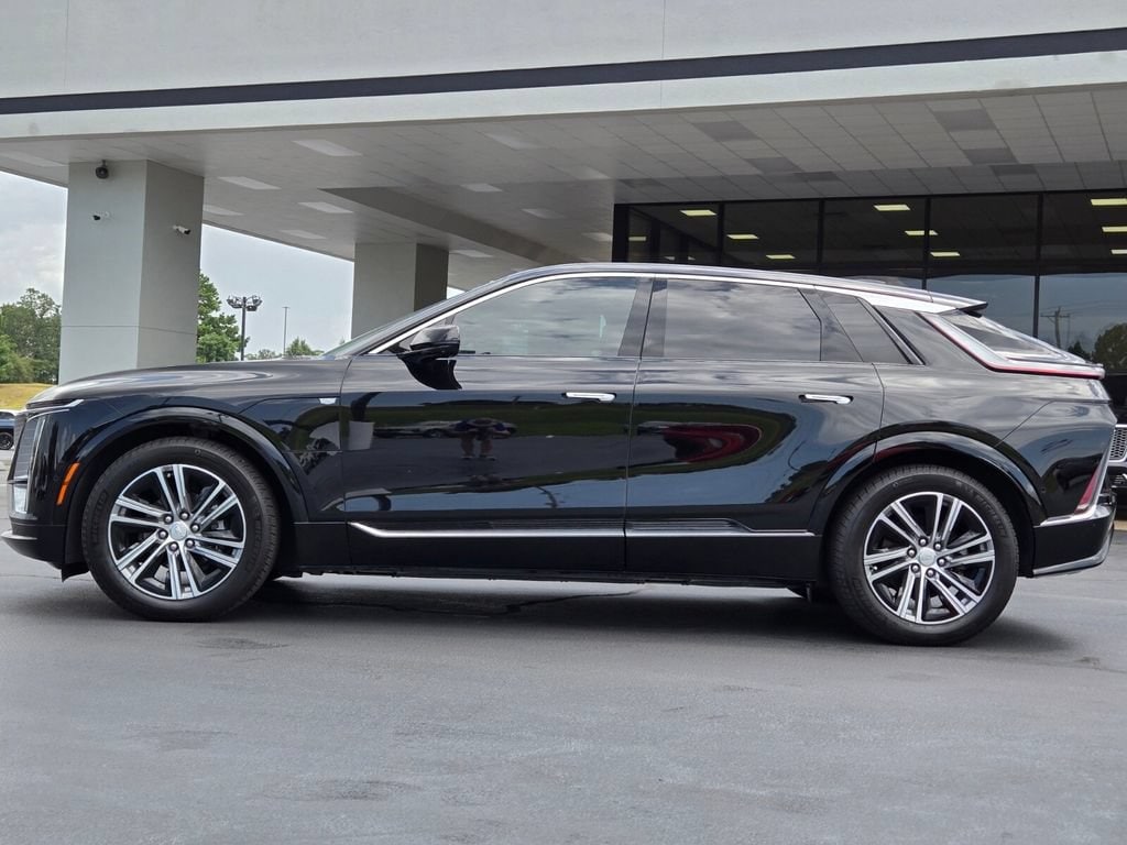 Certified 2024 Cadillac LYRIQ Luxury 2 with VIN 1GYKPRRL9RZ107024 for sale in Hot Springs, AR