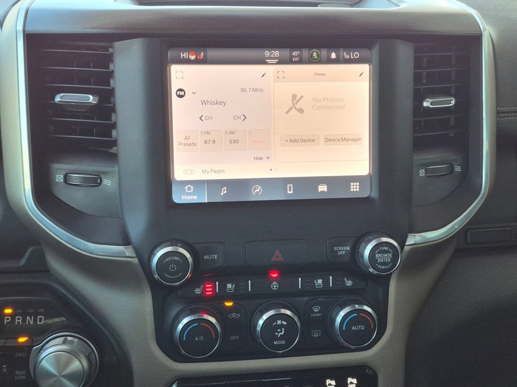 2022 RAM Ram 1500 Pickup Laramie - Photo 22