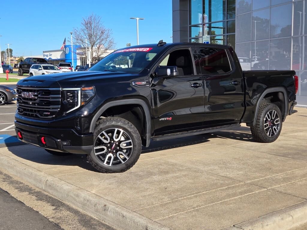 Used 2025 GMC Sierra 1500 AT4 Truck
