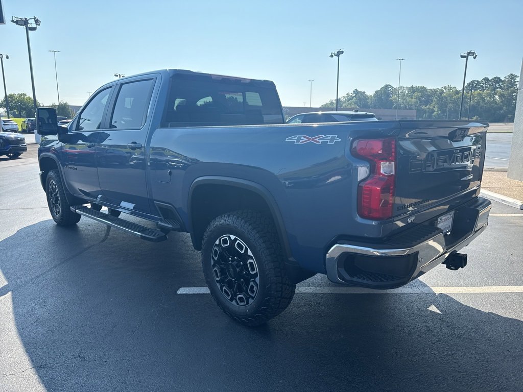 Used 2024 Chevrolet Silverado 2500HD LT with VIN 2GC4YNE77R1179927 for sale in Little Rock