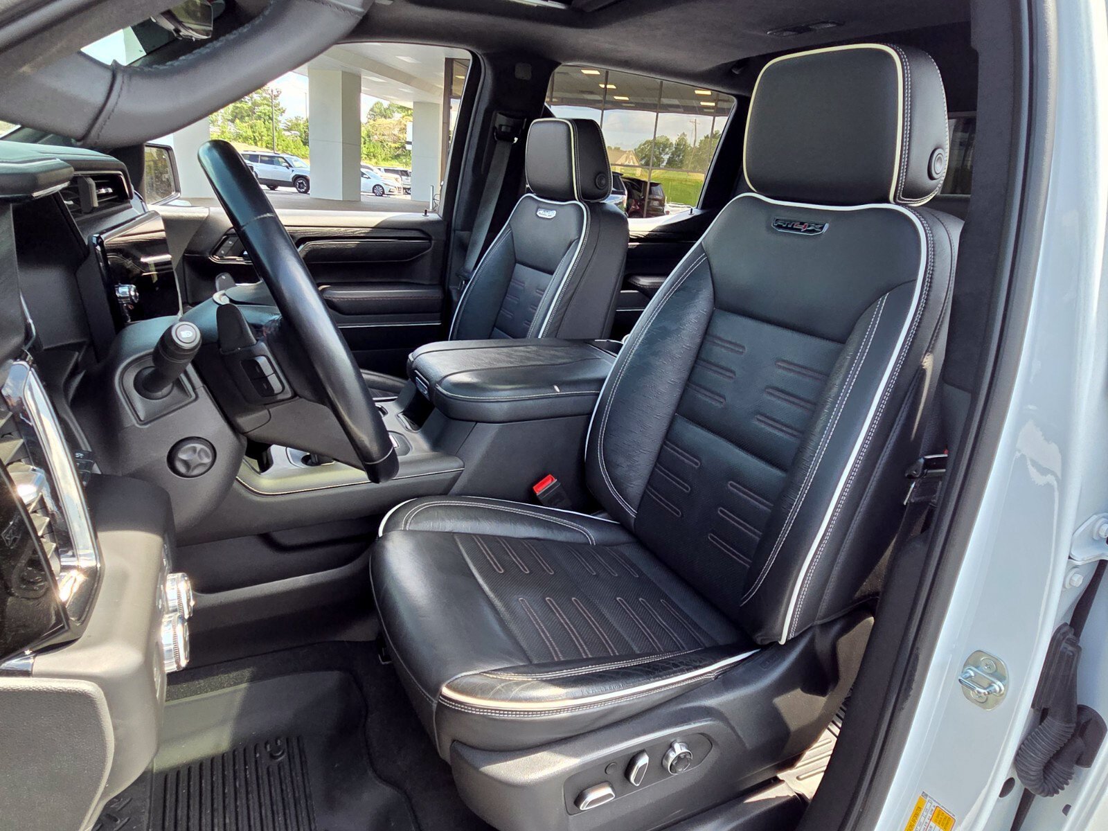 2023 GMC Sierra 1500 AT4X - Photo 8