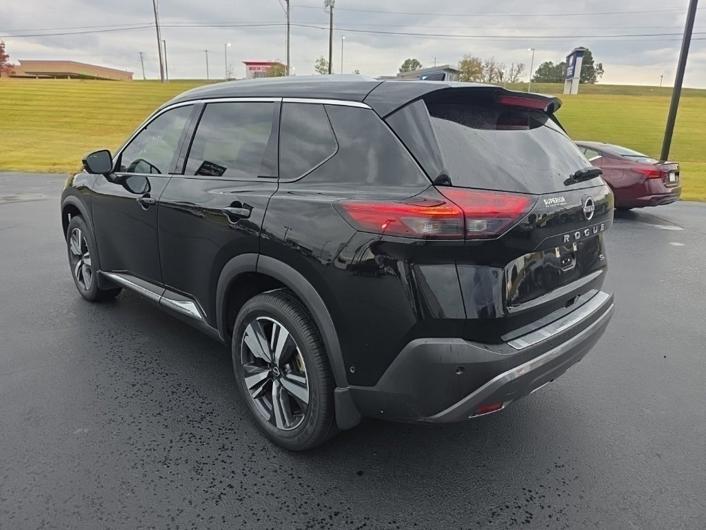 2022 Nissan Rogue SL photo 4