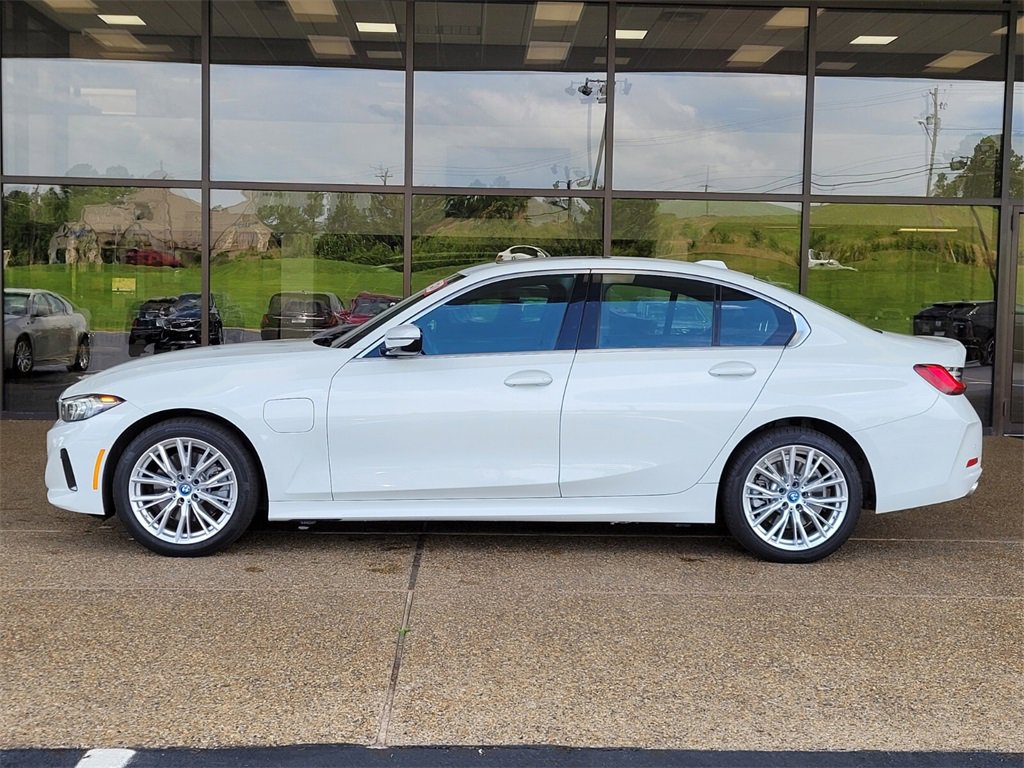 Used 2024 BMW 3 Series 330e with VIN 3MW39FF00R8E07832 for sale in Hot Springs, AR